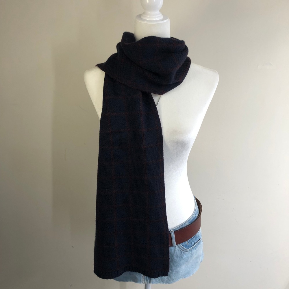 Uniqlo Heattech Scarf Unisex One Size Navy Burgundy Plaid Check Thermal Winter